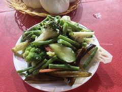 -郑家包子牛肉拉面(尚勤路店)