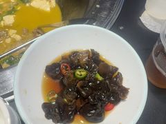-老唐三下锅 ·张家界地标美食(溪布街店)