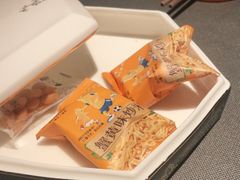 -小厨娘绣中淮扬(总统府大行宫店)