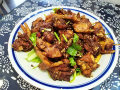 -八两八金·莱芜特色炒鸡(市南漳浦路店)
