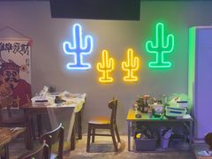 -夜火烤摊·东北烧烤酒场·老杨小黄鱼