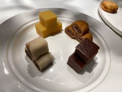宫廷点心拼盘-羲和雅苑•北京烤鸭(陆家嘴中心店)