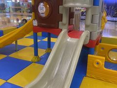 -蓝旗亲子游泳(范湖万达广场店)