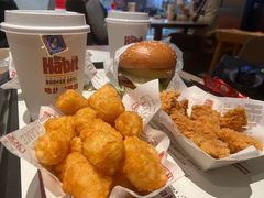 -The Habit Burger Grill 哈比特汉堡(复兴soho店)