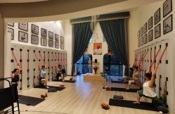 -成都阿难陀艾扬格瑜伽中心