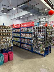 -逝水玩具折扣店