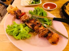-J Daeng Seafood
