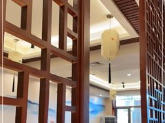 大堂-华盛园卷子王农家菜水库鱼