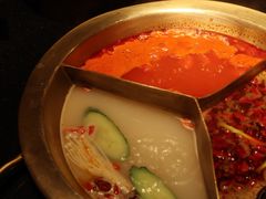 -周师兄大刀腰片火锅(洪崖洞旗舰店)