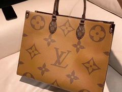 -LV路易威登(时代广场店)