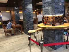 用餐区-亮亮面馆(经六路店)