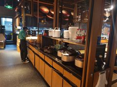 自助取餐区-九锅一堂酸菜鱼(新南凯德直营店)