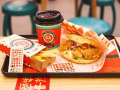 -塔斯汀中国汉堡(徐汇汇京广场店)