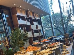-两咖啡自助餐厅(静安香格里拉酒店)