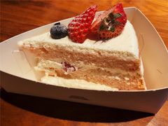 招牌鲜果-EVERNAKED裸蛋糕(SOHO天山店)