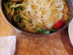 -喝丢一只鞋海鲜烧烤·海肠捞饭(东关街店)