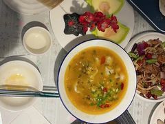 -忘忧草融合私房菜(红鼎国际店)