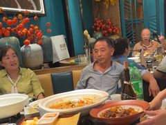 -黄泥岗·地道湖北菜(奥特莱斯店)