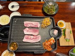 -Dombe豚(黑猪肉街店)