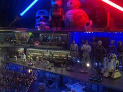 -席娜卡琳火车铁道夜市