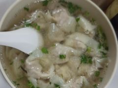 -周震馄饨