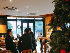 大堂-星巴克臻选(莘庄仲盛店)
