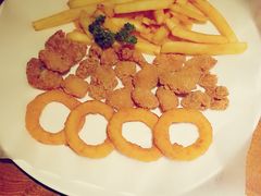 -JINNS锦时 steak&pizza(浸信会礼拜堂旧址店)