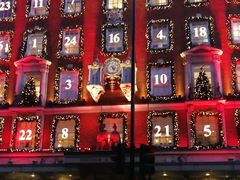 -The Diamond Jubilee Tea Salon at Fortnum & Mason