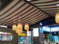 大堂-魏铭鱼头捞饭(晋阳路店)