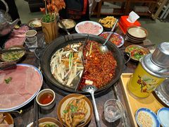 -周小明火锅(黑金冠社区店)