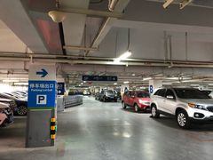 -山姆会员商店·停车场