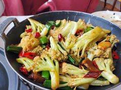 干锅有机花菜-阿明小菜·海鲜·上海菜(梅陇华理店)