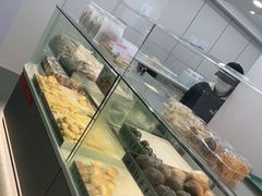 面包甜点陈列柜-纯坊佳哥手作(江汉路店)