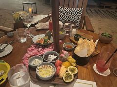 -三亚艾迪逊酒店·海滩烧烤 BARBACOA·现场乐队·浪漫晚餐·烧烤海鲜