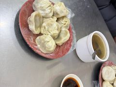 -高师傅特色米粉汤包(建设路店)