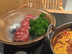 -三出山火锅(南京万象天地店)