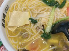 -蒙自源米线大王(东站店)