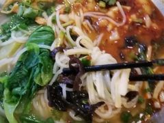 -飞虎过桥米线(翠湖店)