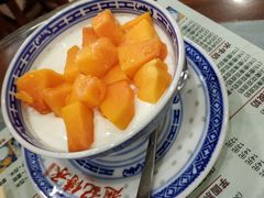 -赵记传承特色牛奶甜品(泉城广场店)