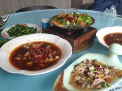 -崴海渔村(虹梅路店)