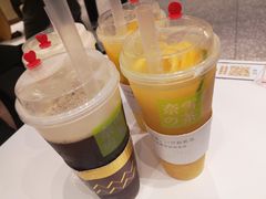 -奈雪的茶(湖滨银泰in77C区PRO店)