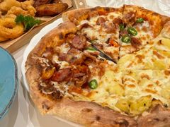 狂野拼榴莲披萨-盘炉forenza·云贵川融合小食堂 ( 钟楼中柳巷店)
