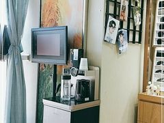 -视野联行眼镜·蔡司授权店(长白万象汇店)