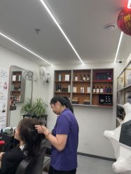 -诗碧曼·头疗养发馆
