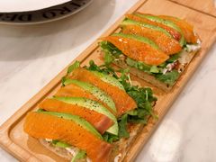 三文鱼牛油果-IL TEATRO 精品意大利餐厅