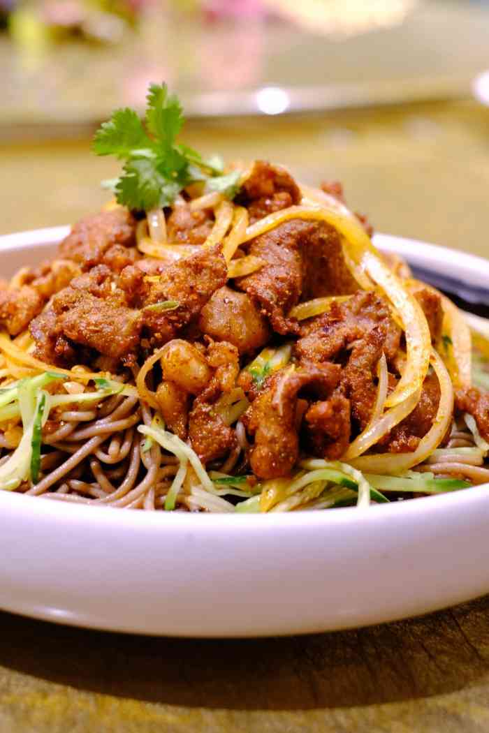 胖老汉新疆特色椒麻鸡(南门店)-"总体感觉不错!环境也很好!