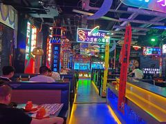 -路边边.炒菜烧烤.音乐餐厅(良乡长虹店)