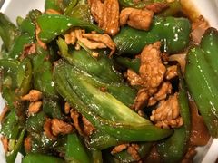 小炒黑猪肉-湘里乡亲甲王二老店