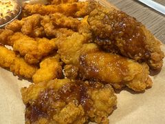 -必胜客(上海华谊新所店)
