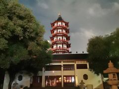 -绳金塔